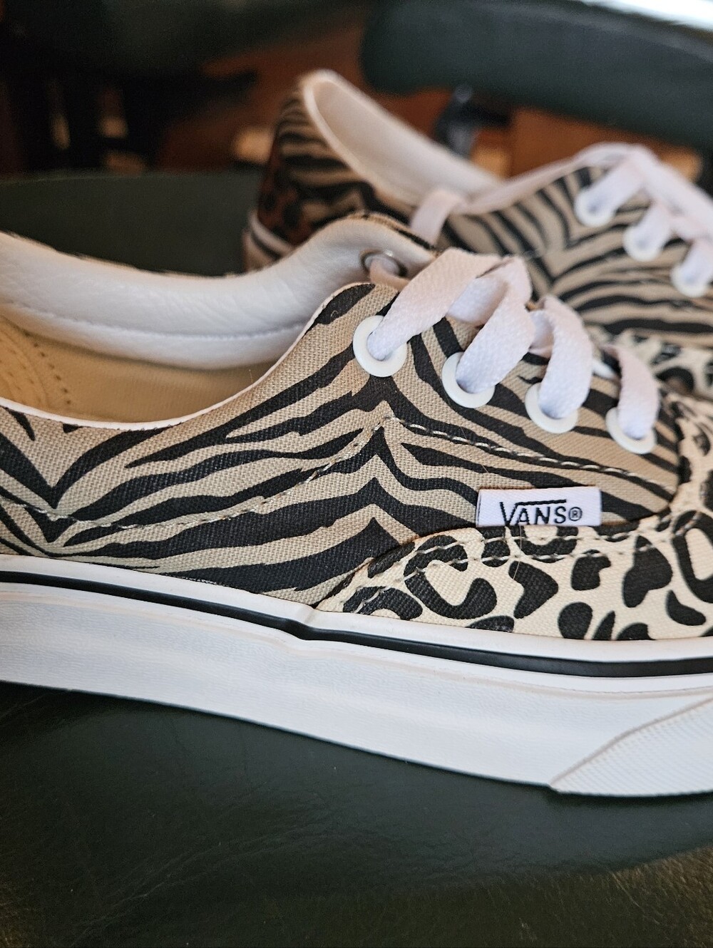 Vans Era Mixed Animal Ladies Sneakers - Picture 7 of 8